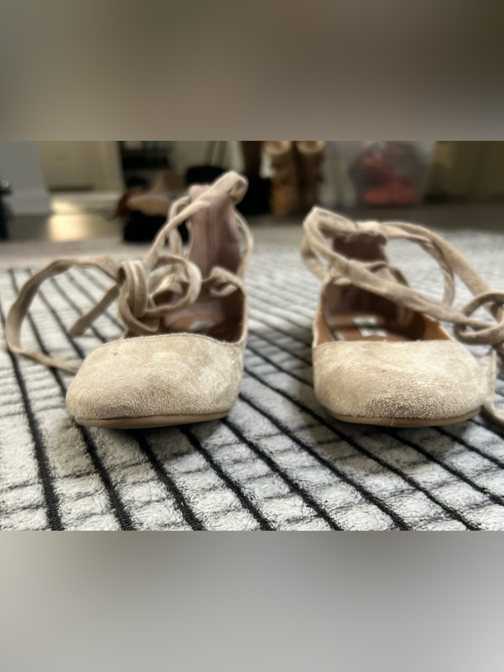 Women’s New Steve Madden Suede Lace-Up Ballet Flats (6.5) - Picture 4 of 9